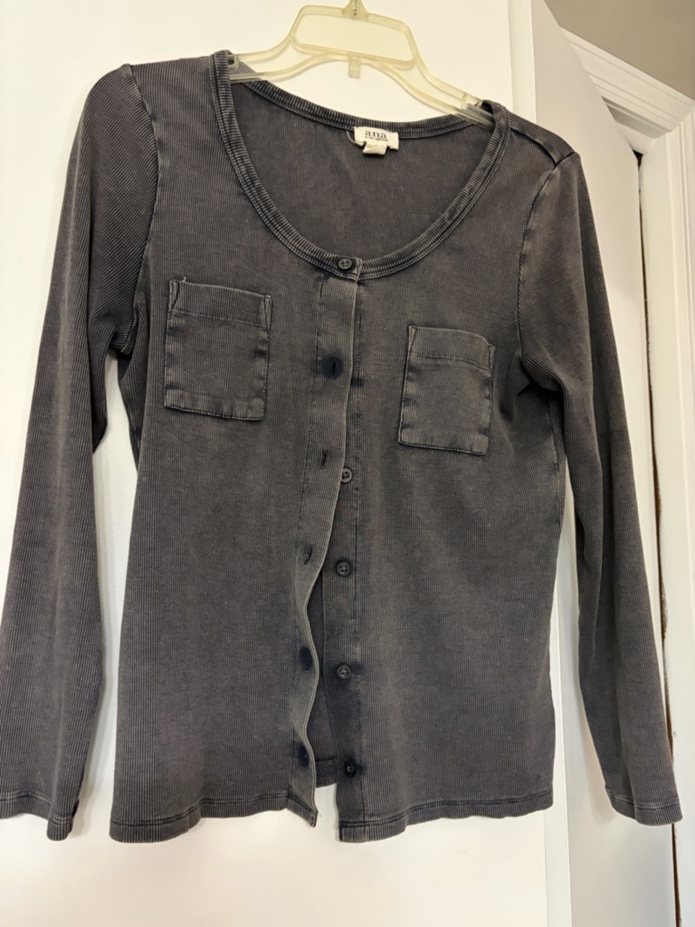 a.n.a Gray Ribbed Knit Top - Picture 3 of 4